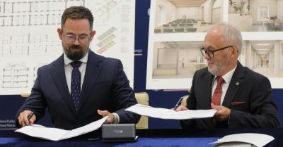 Umowa na przebudowę budynku przy ul. Rakowieckiej 2D dla Narodowego Archiwum Cyfrowego